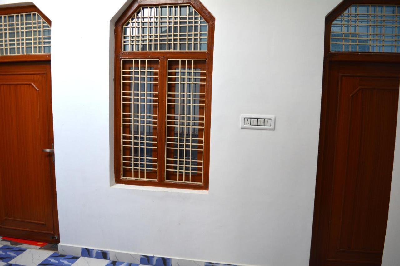 Rani Palace Khadzsuráhó Kültér fotó